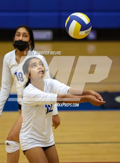 Thumbnail 3 in Irvington vs Homestead (JV Irvington Tournament)  photogallery.