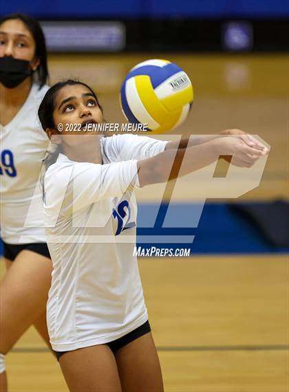 Thumbnail 1 in Irvington vs Homestead (JV Irvington Tournament)  photogallery.
