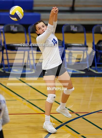 Thumbnail 3 in Irvington vs Homestead (JV Irvington Tournament)  photogallery.