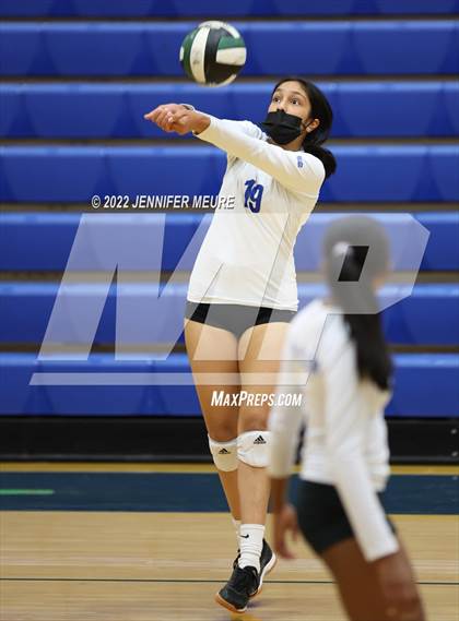 Thumbnail 1 in Irvington vs Homestead (JV Irvington Tournament)  photogallery.