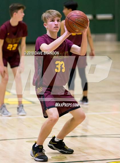 Thumbnail 3 in Simi Valley @ Moorpark photogallery.