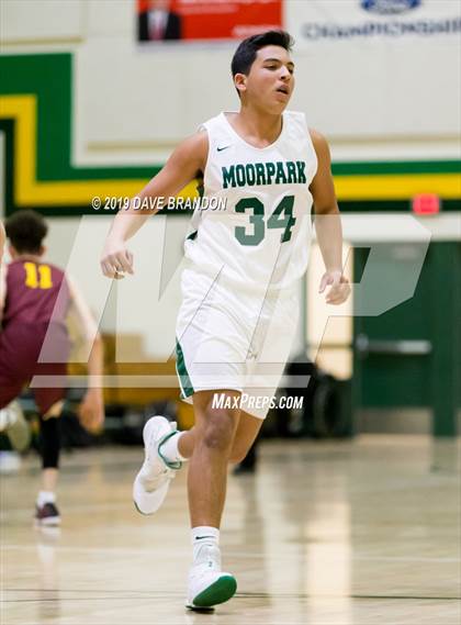 Thumbnail 3 in Simi Valley @ Moorpark photogallery.