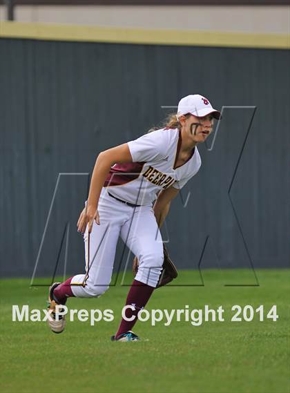 Thumbnail 3 in Deer Park vs.  La Porte photogallery.