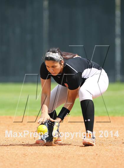 Thumbnail 1 in Deer Park vs.  La Porte photogallery.