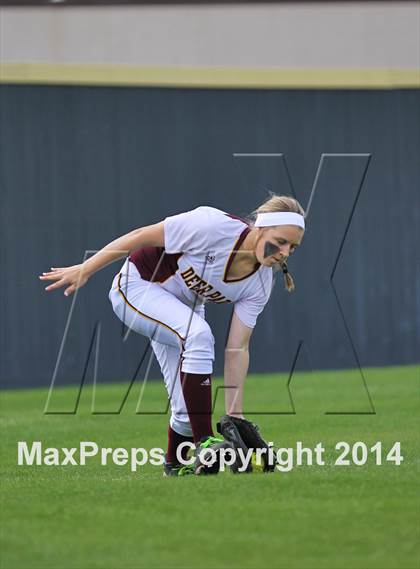 Thumbnail 3 in Deer Park vs.  La Porte photogallery.