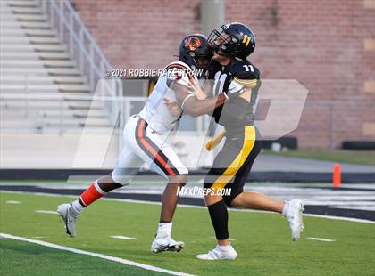 Thumbnail 1 in Texas @ Forney photogallery.