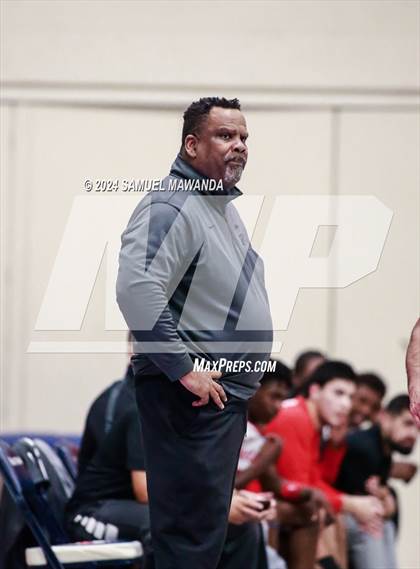 Thumbnail 3 in Pasadena vs Mater Dei Catholic (Annual Rose City Roundball Classic) photogallery.