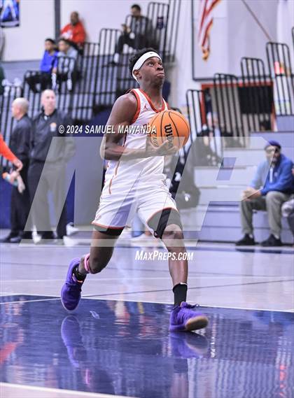 Thumbnail 3 in Pasadena vs Mater Dei Catholic (Annual Rose City Roundball Classic) photogallery.