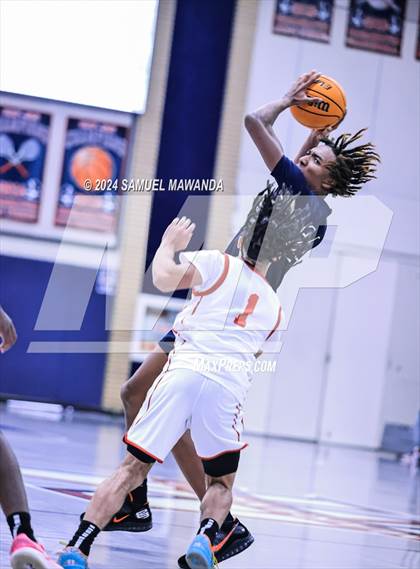 Thumbnail 1 in Pasadena vs Mater Dei Catholic (Annual Rose City Roundball Classic) photogallery.