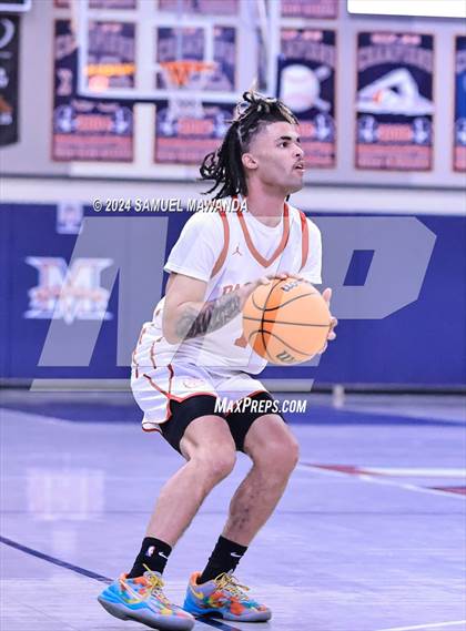Thumbnail 2 in Pasadena vs Mater Dei Catholic (Annual Rose City Roundball Classic) photogallery.