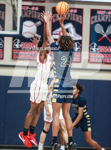 Thumbnail 2 in Pasadena vs Mater Dei Catholic (Annual Rose City Roundball Classic) photogallery.