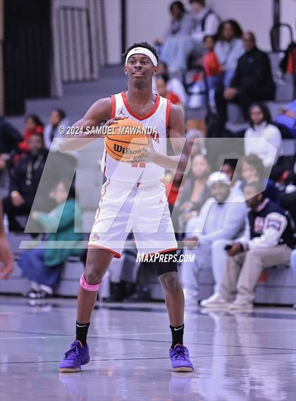 Thumbnail 1 in Pasadena vs Mater Dei Catholic (Annual Rose City Roundball Classic) photogallery.