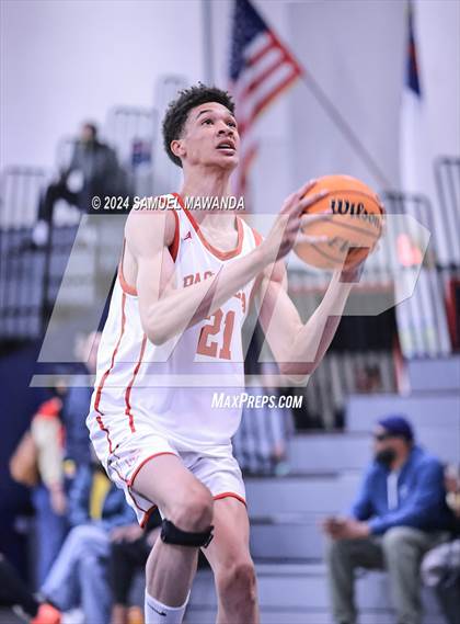Thumbnail 1 in Pasadena vs Mater Dei Catholic (Annual Rose City Roundball Classic) photogallery.