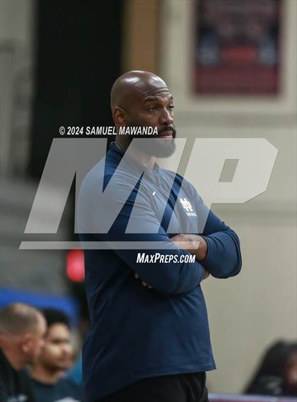Thumbnail 2 in Pasadena vs Mater Dei Catholic (Annual Rose City Roundball Classic) photogallery.