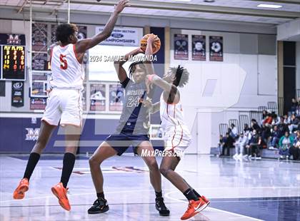 Thumbnail 1 in Pasadena vs Mater Dei Catholic (Annual Rose City Roundball Classic) photogallery.