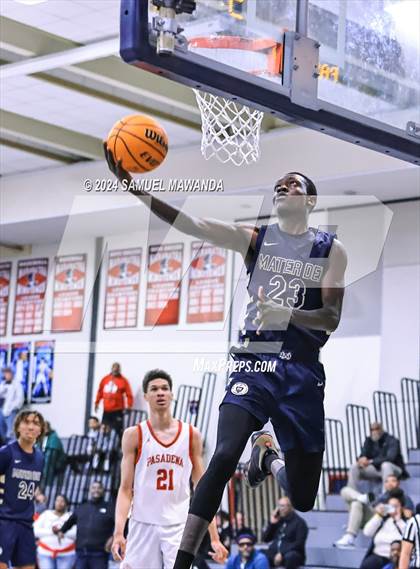 Thumbnail 1 in Pasadena vs Mater Dei Catholic (Annual Rose City Roundball Classic) photogallery.