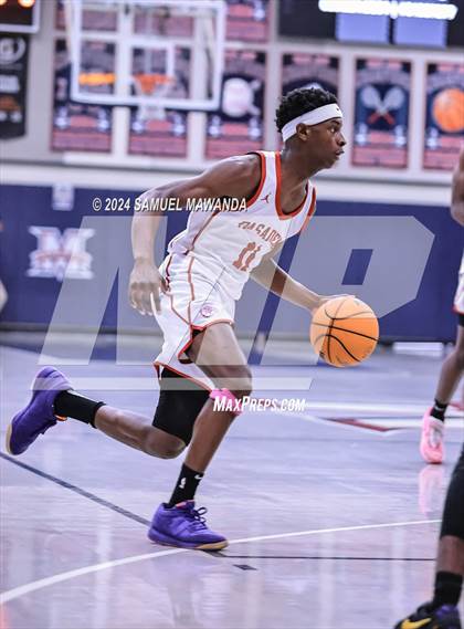 Thumbnail 1 in Pasadena vs Mater Dei Catholic (Annual Rose City Roundball Classic) photogallery.