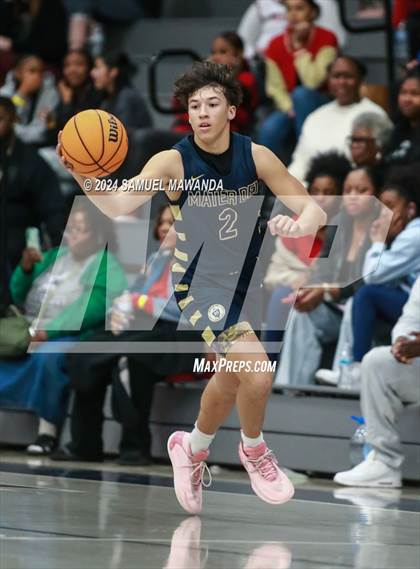 Thumbnail 1 in Pasadena vs Mater Dei Catholic (Annual Rose City Roundball Classic) photogallery.