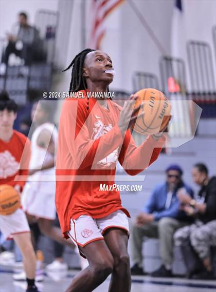 Thumbnail 1 in Pasadena vs Mater Dei Catholic (Annual Rose City Roundball Classic) photogallery.