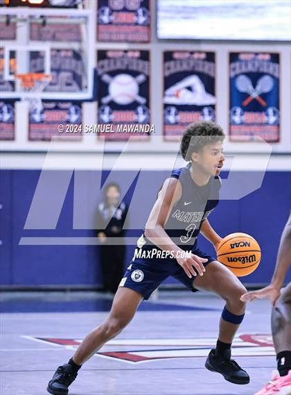 Thumbnail 1 in Pasadena vs Mater Dei Catholic (Annual Rose City Roundball Classic) photogallery.