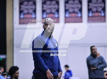 Thumbnail 1 in Pasadena vs Mater Dei Catholic (Annual Rose City Roundball Classic) photogallery.