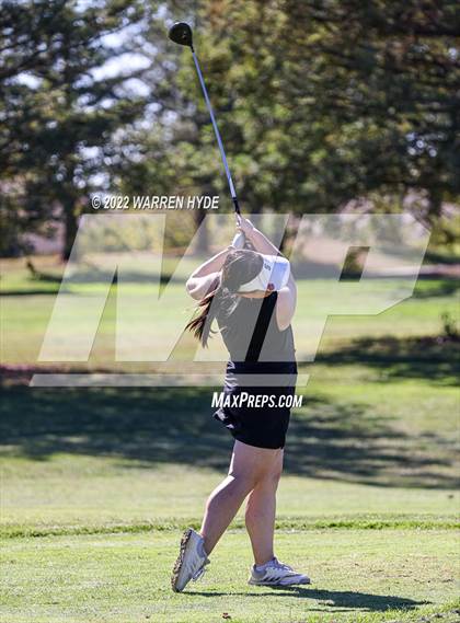 Thumbnail 1 in Sheldon @ Monterey Trail photogallery.