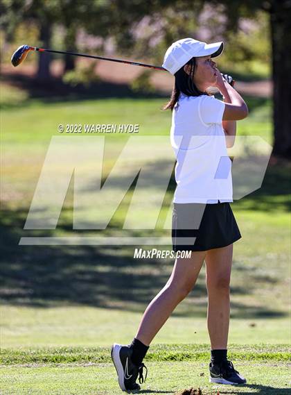 Thumbnail 2 in Sheldon @ Monterey Trail photogallery.