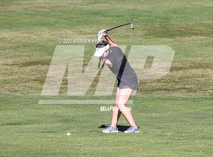 Thumbnail 1 in Sheldon @ Monterey Trail photogallery.