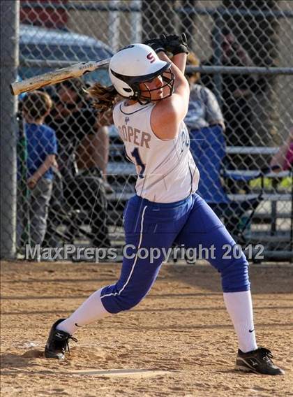 Thumbnail 2 in Burbank @ Charter Oak photogallery.