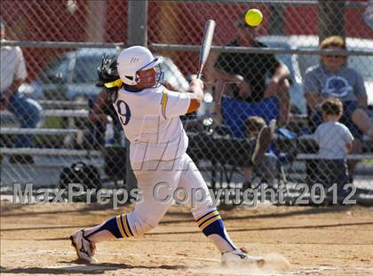 Thumbnail 2 in Burbank @ Charter Oak photogallery.