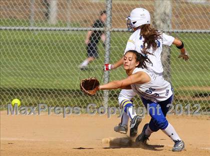 Thumbnail 2 in Burbank @ Charter Oak photogallery.