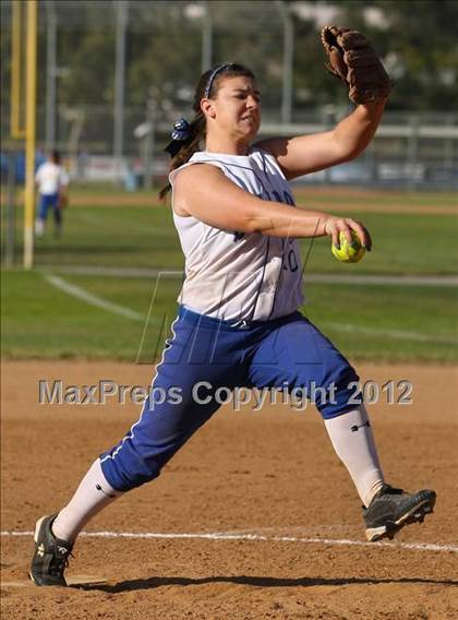 Thumbnail 2 in Burbank @ Charter Oak photogallery.