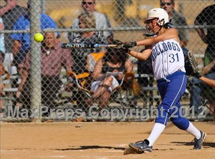 Thumbnail 1 in Burbank @ Charter Oak photogallery.