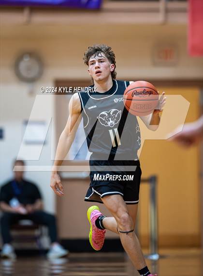 Thumbnail 3 in Wyoming vs. Badin (OSHAA Division II Regional Semifinal) photogallery.