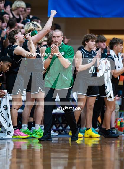 Thumbnail 3 in Wyoming vs. Badin (OSHAA Division II Regional Semifinal) photogallery.