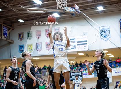 Thumbnail 2 in Wyoming vs. Badin (OSHAA Division II Regional Semifinal) photogallery.
