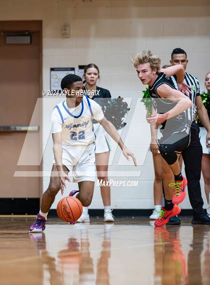 Thumbnail 3 in Wyoming vs. Badin (OSHAA Division II Regional Semifinal) photogallery.