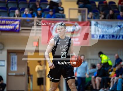 Thumbnail 3 in Wyoming vs. Badin (OSHAA Division II Regional Semifinal) photogallery.