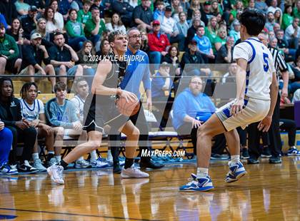 Thumbnail 3 in Wyoming vs. Badin (OSHAA Division II Regional Semifinal) photogallery.