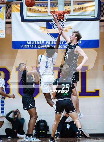 Thumbnail 3 in Wyoming vs. Badin (OSHAA Division II Regional Semifinal) photogallery.