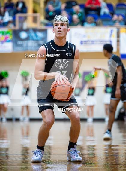 Thumbnail 3 in Wyoming vs. Badin (OSHAA Division II Regional Semifinal) photogallery.