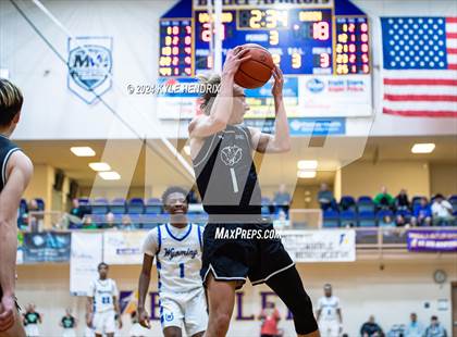 Thumbnail 2 in Wyoming vs. Badin (OSHAA Division II Regional Semifinal) photogallery.