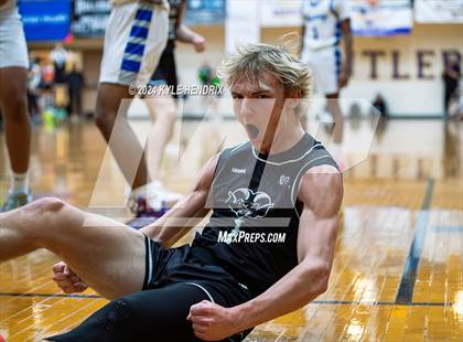 Thumbnail 1 in Wyoming vs. Badin (OSHAA Division II Regional Semifinal) photogallery.
