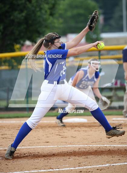 Thumbnail 3 in Mooresville @ Alexander Central photogallery.