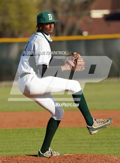 Thumbnail 3 in Lake Ridge vs. DeSoto photogallery.