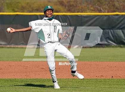 Thumbnail 1 in Lake Ridge vs. DeSoto photogallery.