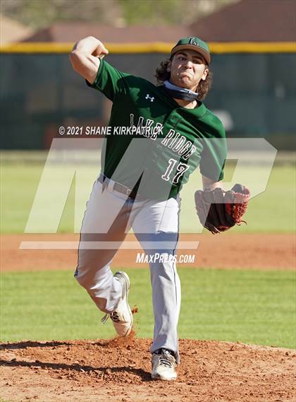 Thumbnail 3 in Lake Ridge vs. DeSoto photogallery.