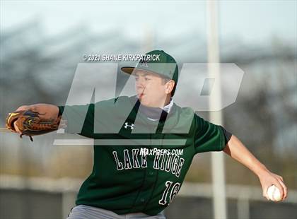 Thumbnail 2 in Lake Ridge vs. DeSoto photogallery.