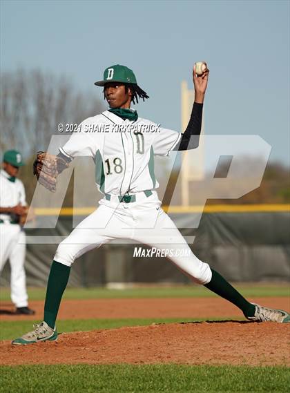 Thumbnail 1 in Lake Ridge vs. DeSoto photogallery.