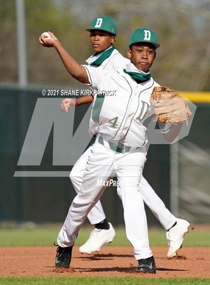 Thumbnail 1 in Lake Ridge vs. DeSoto photogallery.